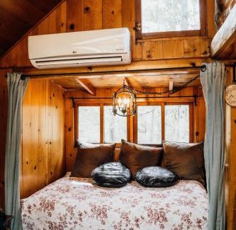 Idyllwild House | Idyllcottage Historic In-town Hottub Ac