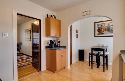 Indianapolis Cottage | Idyllic Home Near Indianapolis Motor Speedway