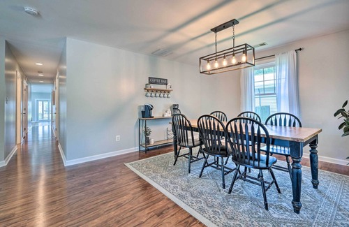 Green Haven House | Idyllic Pasadena Retreat with Garden + Hot Tub!