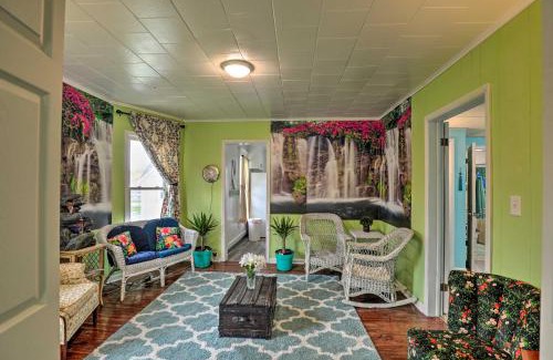 Rochester Apartment | Idyllic Rochester Apt with Hot Tub 2 Miles to Dtwn!