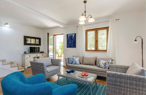 Kobas House | If you are still looking for something special in our offer, this beautiful vacation home with pool