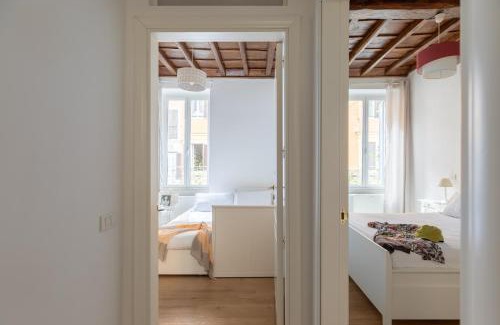 Monti Apartment | iFlat Monti Charming & Cozy Apt by the Colosseum