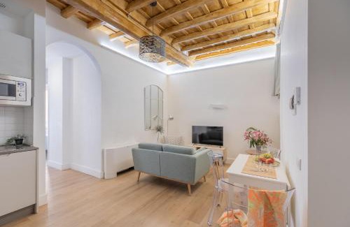 Monti Apartment | iFlat Monti Charming & Cozy Apt by the Colosseum