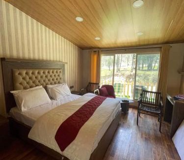 Loralai District Hotel | Ihsan Ullah Kumrat