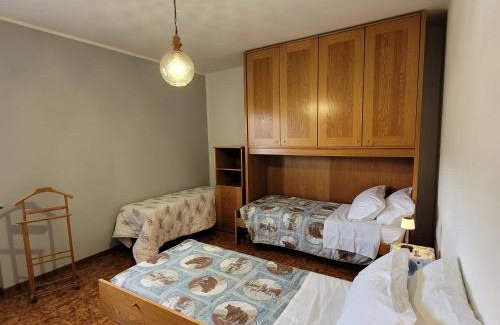 Bossico House | Il balcone sulle Valli Mountain Lake Iseo Hospitality