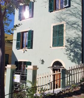 Castelletto House | Il Giardino dei Limoni Room & Apartments