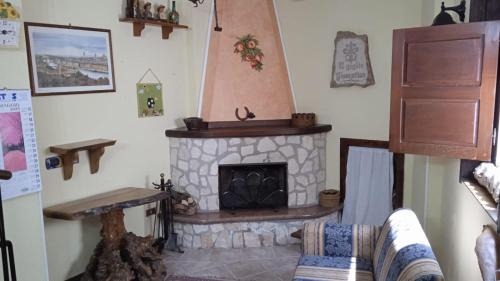 Sasso di Castalda House | Il girasole