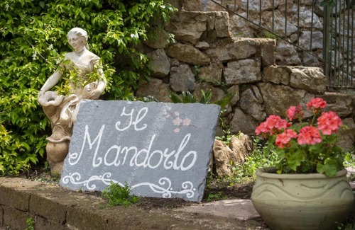 Pucara Bed & Breakfast | Il Mandorlo