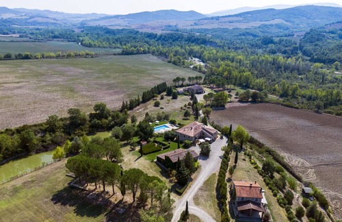 Casole d'Elsa Apartment | Il Mulino, Piettorri, Casole d'Elsa, Siena and Chianti