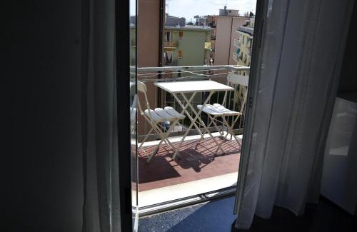 Quarto dei Mille Apartment | Il Nido di Quarto con park auto macchine PICCOLE segmento B