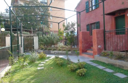 Pegli Apartment | IL PERGOLATO con parcheggio privato