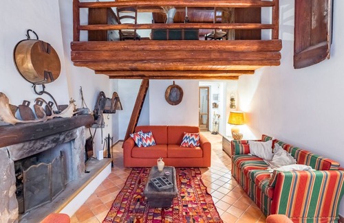 Reitano Villa | Il Vecchio Palmento by Typney