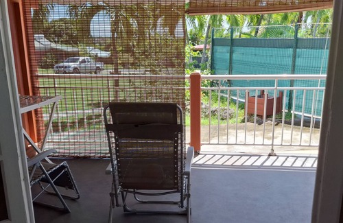 Sainte-Anne Hotel | ILET SOLEIL 2 5 minutes from the beach! Lovely terrace for lounging