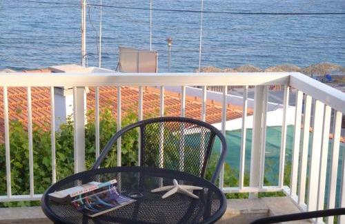 Paralia Agias Fotinis Apartment | Ilioxenia Chios Studios & Apartments