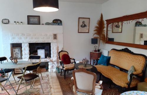 Hede Bed & Breakfast | Ille Flottante, Maison éclusière et hébergements insolites sur le canal