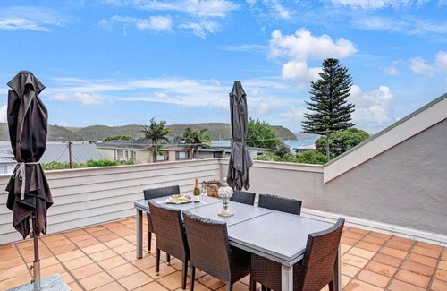 Palm Beach House | Iluka Palm Cove Penthouse