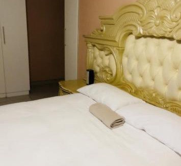 Esikhawini H House | Imbamfu guest house