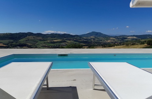 Ortezzano Apartment | Immaculate 1Bedroom Apartment in Ortezzano