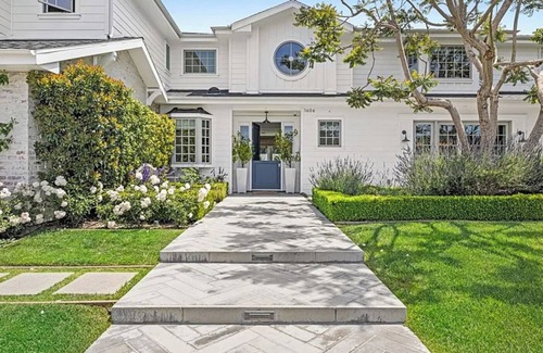 Mariners House | Immaculate 4-bedroom house with pool in beautiful Newport Beach