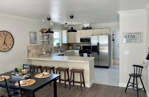 Meridian House | Immaculate, bright & airy newly updated home in gorgeous Meridian next to Boise!