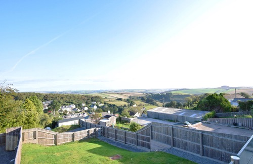 Salcombe House | Immaculate Luxury Holiday Home in Salcombe sleeps 8, perfect for 2 families.