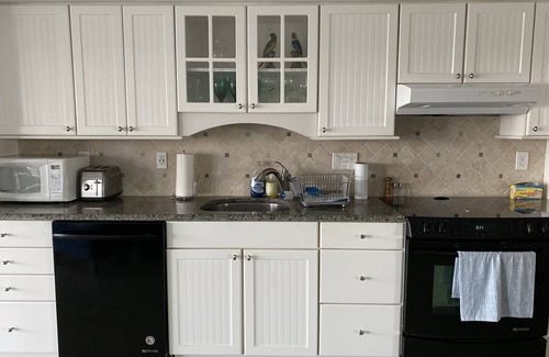 Avalon Condo | Immaculate Oceanfront Condo