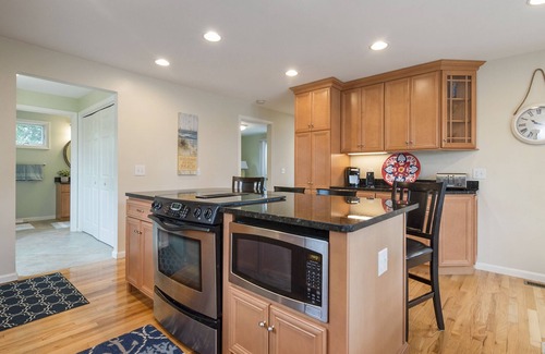 Point Judith House | Immaculate Property with Distant Ocean Views