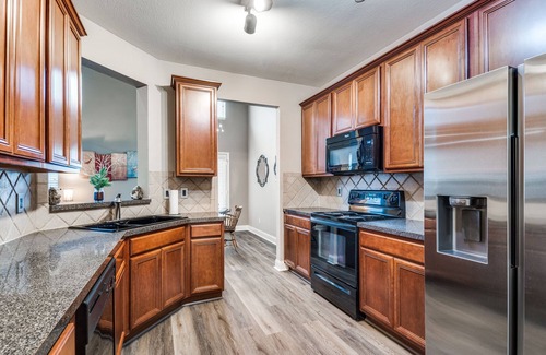 Pasquinellis Parker Estates House | Immaculate townhouse in West Plano