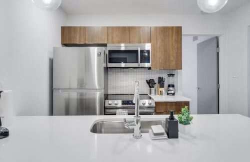 South Lamar Apartment | Immaculate Unit 5 min to Downtown Austin