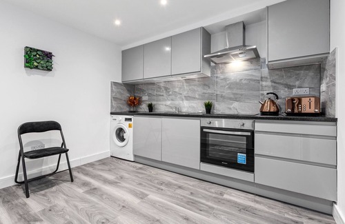 Hillrise Apartment | Impeccable Ensuite Room in Finsbury Park Londonn19