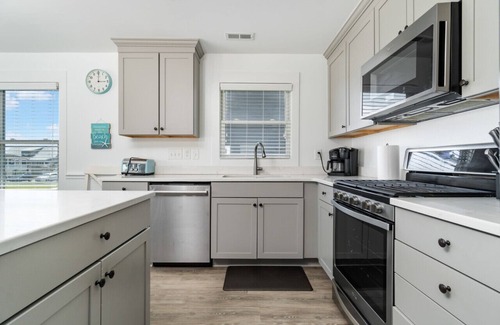 Atlantic Beach House | Impeccable home w/pool on the desirable Ocean Ridge Drive of Atlantic Beach, NC