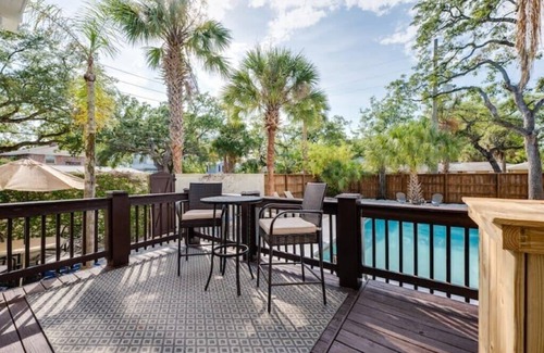 Southbank House | Impeccable Property with Pool