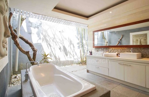 Sebatu House | Impeccably Designed 6BR Villa, Tegalalang! 8Min Drive To Tirta Empul Temple!