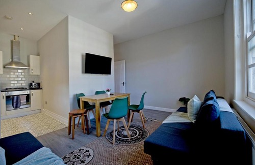 Wall End Apartment | Imperial Barking Road Apartments