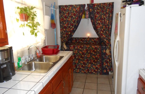 Los Angeles Apartment | Impressive 1Br/1Ba Apartment, Located in Los Angeles, Ca near SoFi Stadium