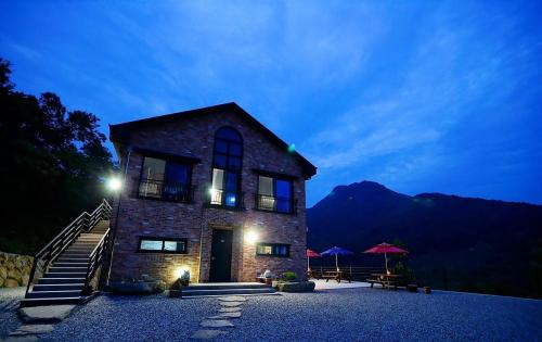 Imsil House | Imsil Haneul Jeongwon Pension