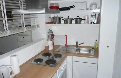 Niendorf Apartment | In a bathrobe to the beach .