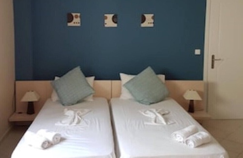 Divarata Villa | In a secluded setting with sea and mountain view. Infinity pool,10 mins to beach