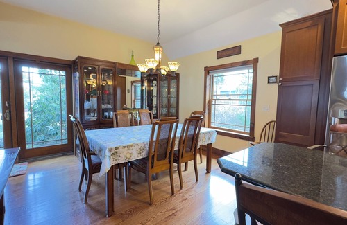 Paupack House | IN-GROUND POOL & FIREPIT, SLEEPS 10, BY LAKE WALLENPAUPACK