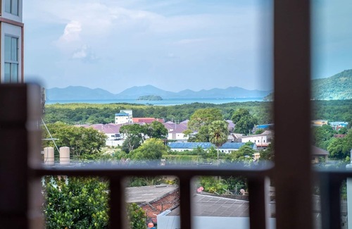 Talat Yai Villa | In house Pool Villa