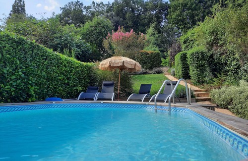Sarlat-la-Caneda House | IN SARLAT, ONLY 600M TO MEDIEVAL CENTRE, DETACHED HOUSE, HEATED POOL, PARKING