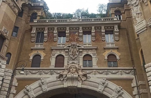 Salario Apartment | In the beautiful setting of Porta Pia is located " PARVA DOMUS ".