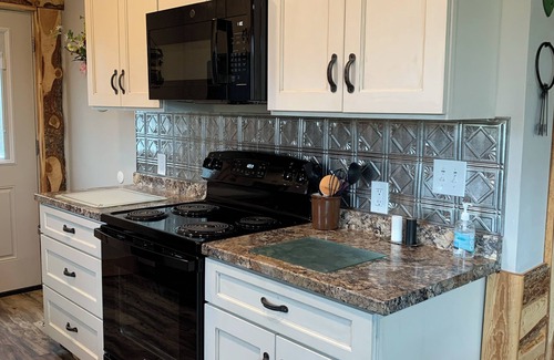 Cody House | In the beautiful town of Wapiti Wy, only 32 miles from E gate of Yellow stone