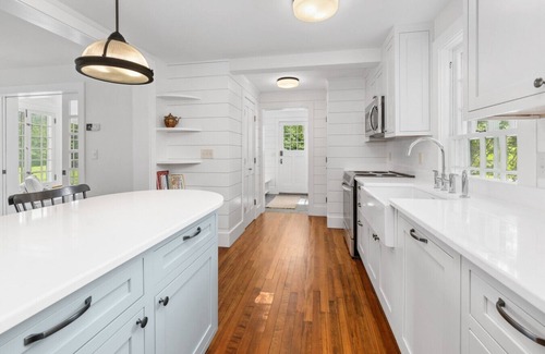 Dorset House | In the Heart of Dorset Village