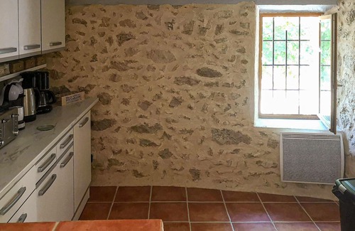 Reilhanette House | In the heart of the Toulourenc Valley, this welcoming and spacious vacation home with pool welcomes