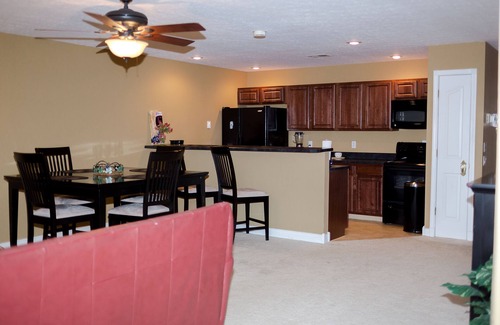 Waynesville House | In the heart of the Ozarks - just seconds of Historical Route 66