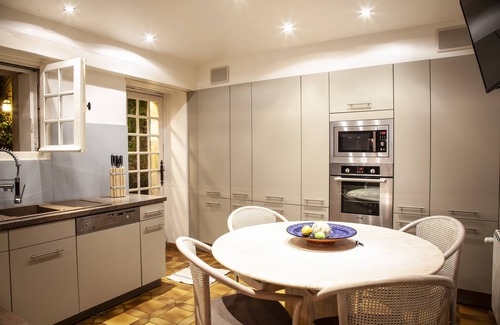 Carnac-Rouffiac House | IN THE LOT. CHARACTER COUNTRY HOUSE