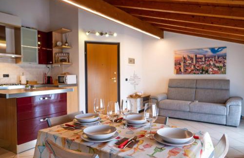 Zanica Apartment | Incantevole Mansardato 75mq vicino a BGY