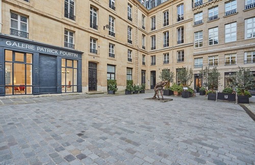 Saint-Germain-l'Auxerrois Apartment | Incredible Apartment Louvre/palais Royal