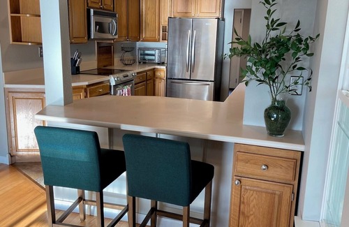 Des Moines House | Incredible Puget Sound 4 Bedroom home w Hot Tubn